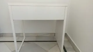 Escritorio blanco Ikea Micke COMO NUEVO