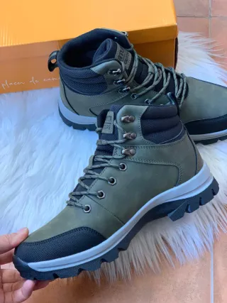 Botas hombre. Número 41