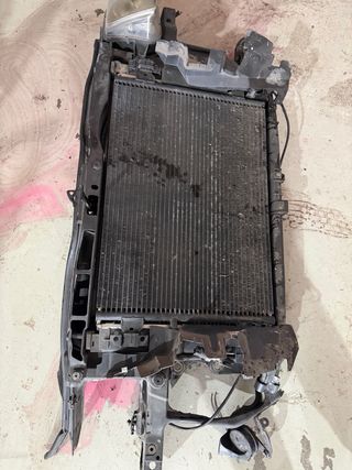 Radiador y ventilador volkswagen passat 2002