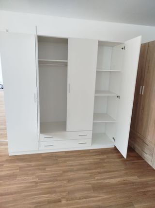 Armario modular 3 puertas y 2 cajones