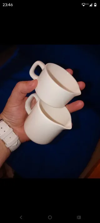 Lote 24 tazas de porcelana blancas