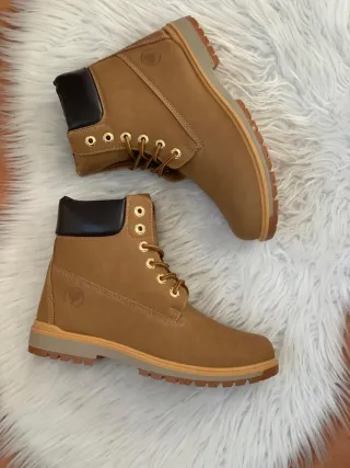 Botas hombre. Número 44