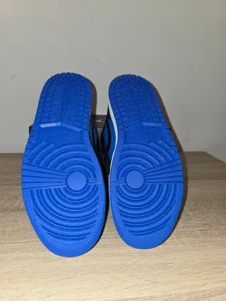 Nike Air Jordan 1 Mid Negro/Azul