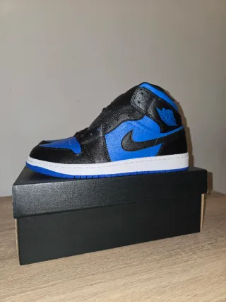 Nike Air Jordan 1 Mid Negro/Azul