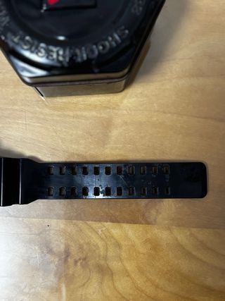 Reloj Casio G-Shock Negro y Dorado