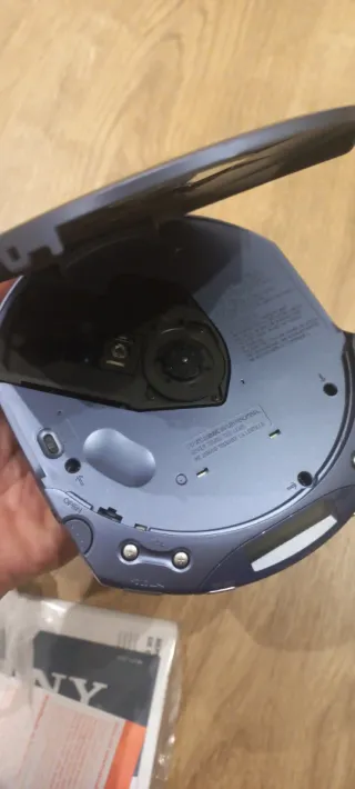 Reproductor CD Walkman Sony D-E221 Azul