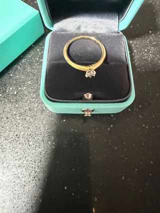 Anillo Tiffany & Co. Oro y Diamante