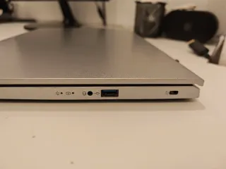 Acer Aspire 3 Ryzen 7 16GB RAM 512GB SSD