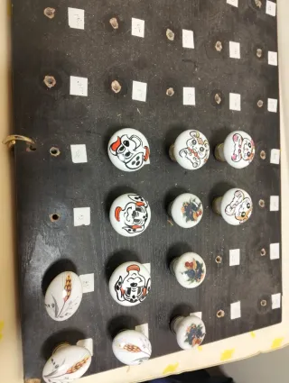 Pomelli Ceramica Decorati Frutta e Personaggi