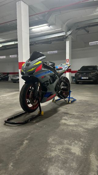 Carenado Suzuki GSXR K8