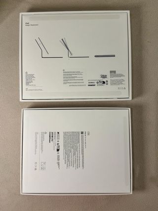 Cajas vacias iPad Air 13” y Magic Keyboard Apple