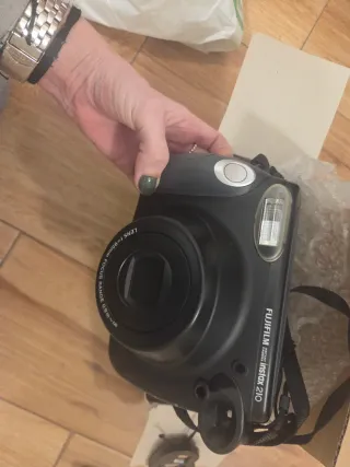 Cámara Fujifilm Instax 210 Negra