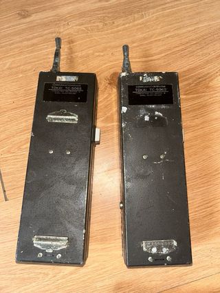 2 Walkie Talkies Tokai.