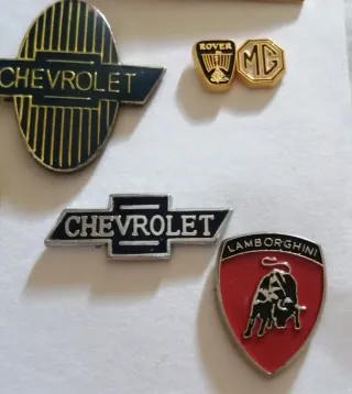 Pins marcas de coches internacionales Colección