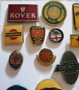 Pins marcas de coches internacionales Colección