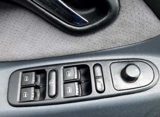 1055643 centralita motor 038906012bt seat toledo