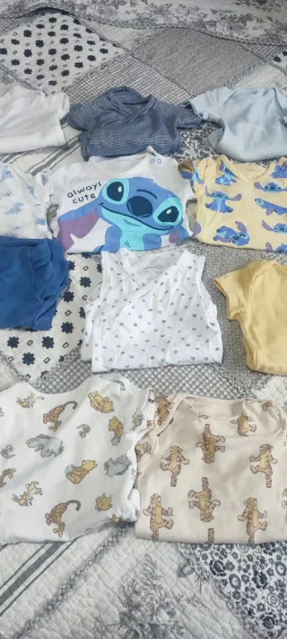 Lote bodys bebé niño (0-3 meses)