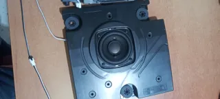 Altavoces TCL 55T8C con Subwoofer