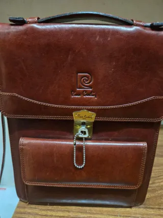 Bolso bandolera cuero Pierre Cardin