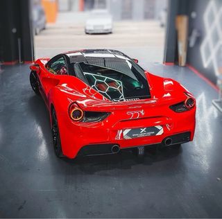 Ferrari 488 2016