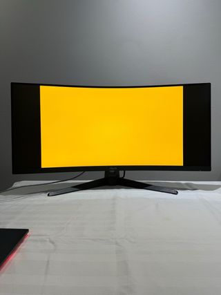 Monitor ASUS TUF GAMING 34” WQHD 180Hz