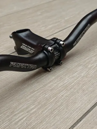 Conjunto manillar y potencia