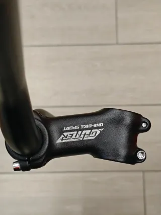 Conjunto manillar y potencia