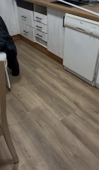 Instalación de tarimas y vinílicos