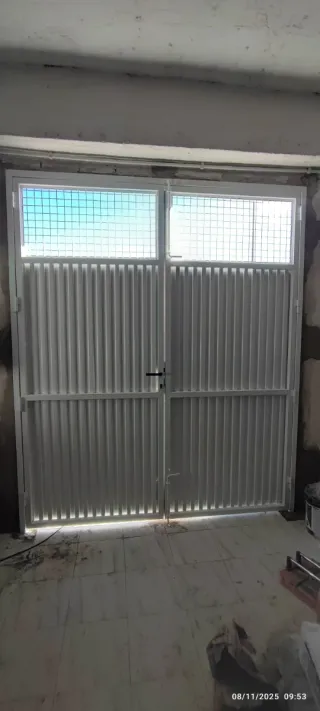 Puertas, rejas y barandas de hierro a medida