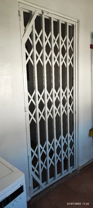 Puertas, rejas y barandas de hierro a medida