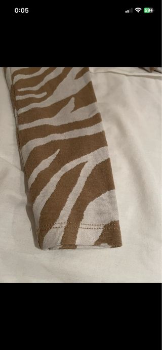 Jersey estampado cebra Stradivarius Talla S
