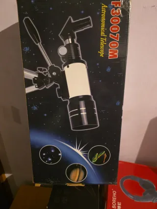 Telescopio Astronómico F30070M