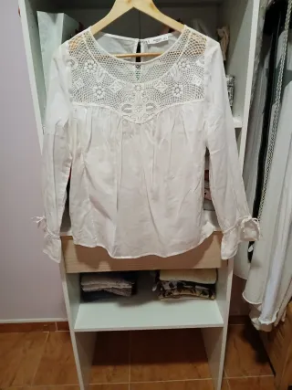 Blusa Mango blanca encaje
