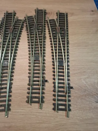 4 Vías de Tren ROCO: 2 Derechas y 2 Izquierdas