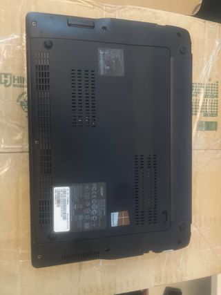 Acer Aspire V5-123 Portátil Roto