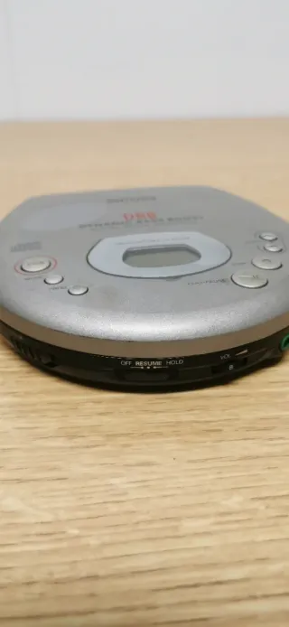 Discman Philips DBB Portátil