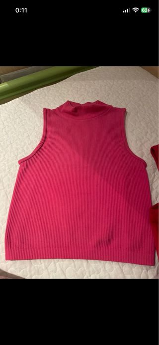 Pack 2 Tops Stradivarius Talla XS Rojo y Rosa