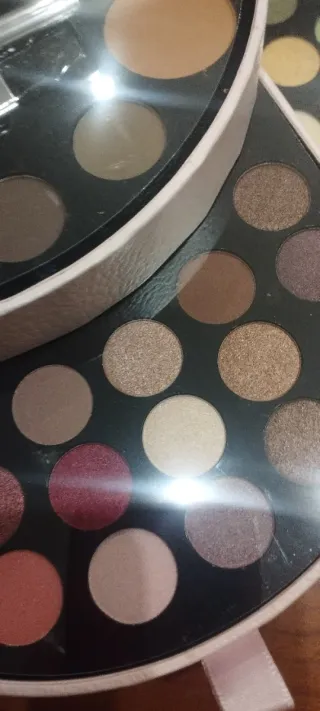 -% Cofre Maquillaje Douglas Nuevo a estrenar.