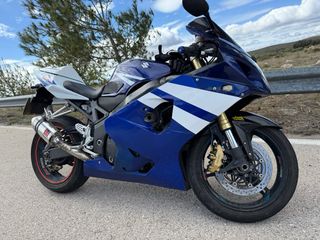 Suzuki GSXR K4