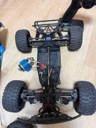 Lote 3 RC 3 Overmax y 1 himoto spino para reparar!