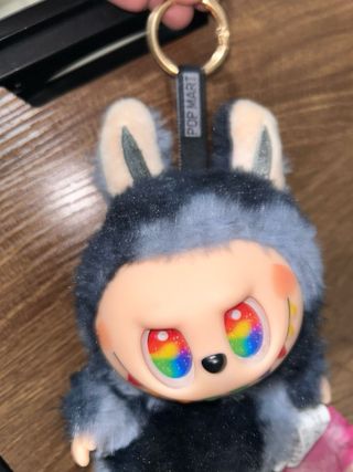 Labubu Big into Energy POP MART