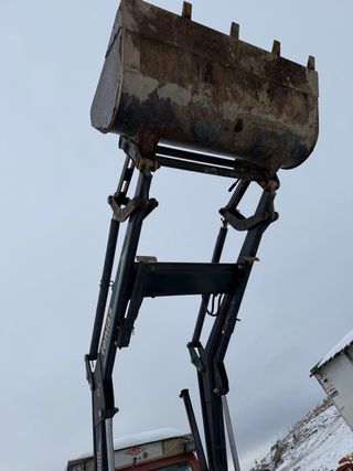 Fiat 100-90 con pala b2 300