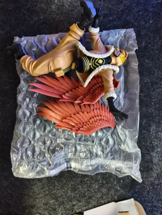 Figura Hawks My Hero Academia Vol.19