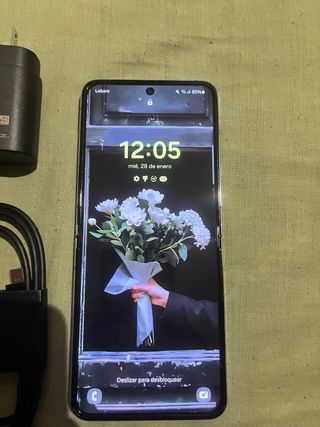 Samsung Galaxy Z Flip 5 Gris/Blanco Nuevo