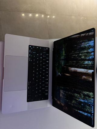 Macbook Pro 16 M3 32GB RAM