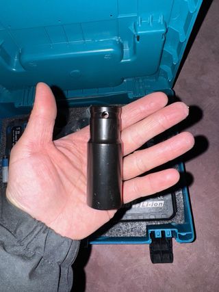 Llave Eléctrica HST-700 520W 2200rpm