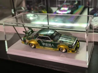Maqueta Nissan Skyline c210 bosozoku style 1:64
