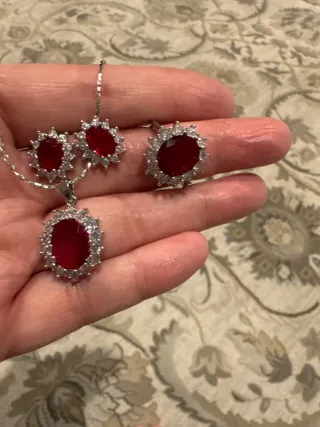 Conjunto Joyas Piedra Roja y Plata 925.