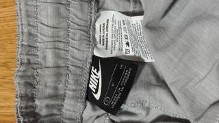 Bermuda Cargo Nike Gris