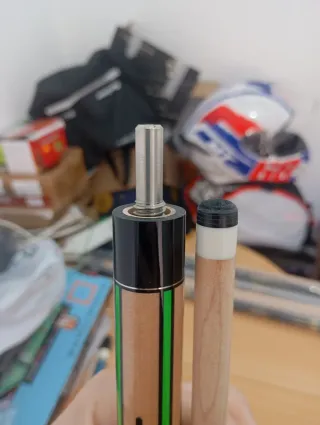 Taco de billar tres bandas